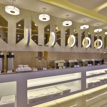 Hotel Pearl Вадодара Экстерьер фото