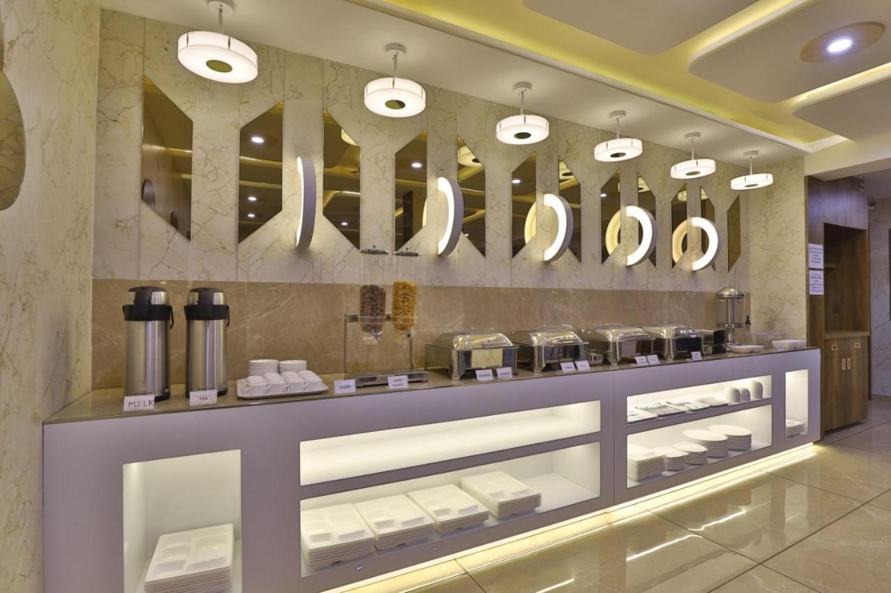 Hotel Pearl Вадодара Экстерьер фото