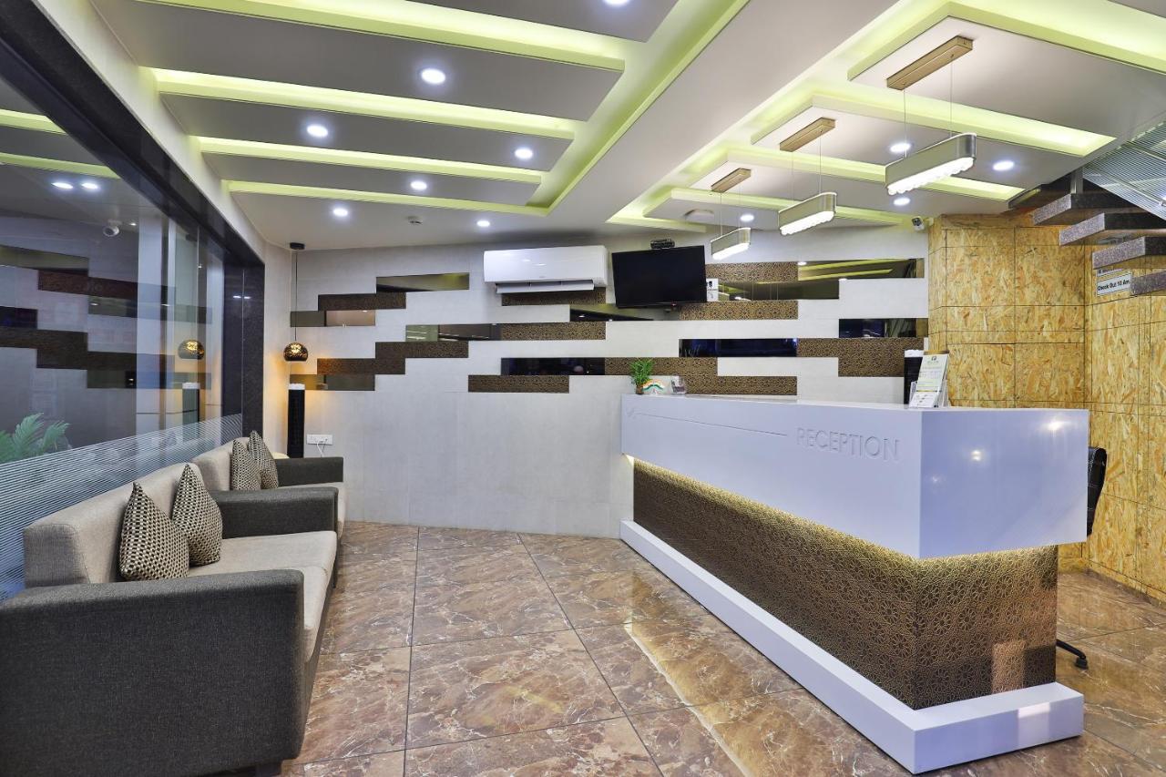 Hotel Pearl Вадодара Экстерьер фото