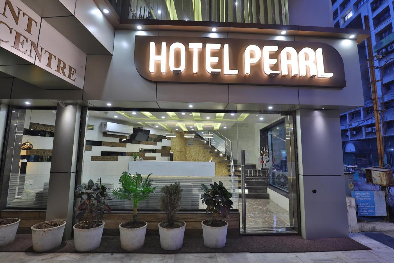 Hotel Pearl Вадодара Экстерьер фото